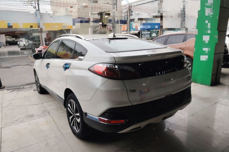 Used Venucia T90 2018 2.0L CVT Smart Connect Luxury Edition China V Standard Rear Left 45 Deg