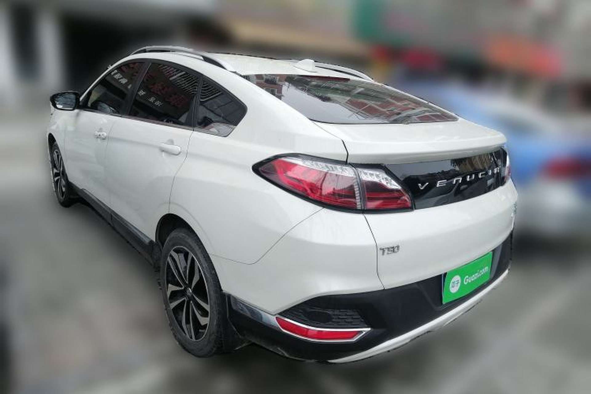 Used Venucia T90 2018 2.0L CVT Smart Connect Luxury Edition China V Standard Rear Left 45 Deg