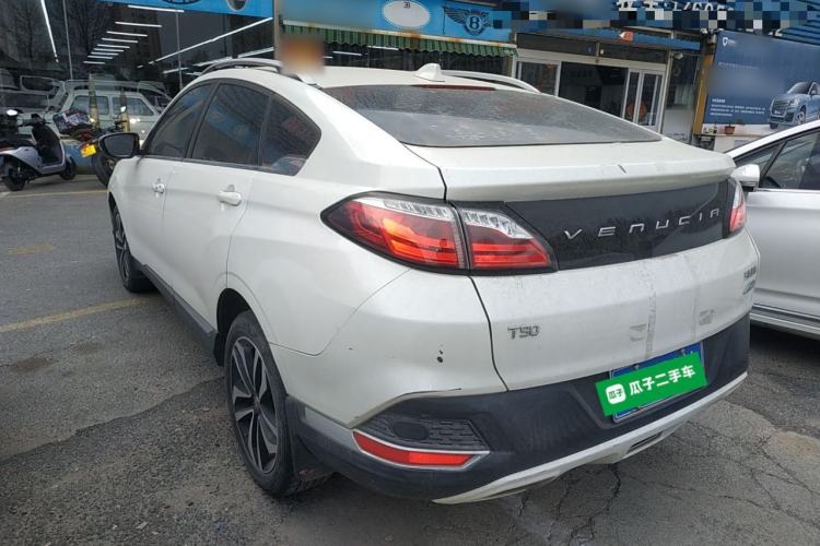Used Venucia T90 2018 2.0L CVT Smart Connect Prestige Version China VI Standard Rear Left 45 Deg