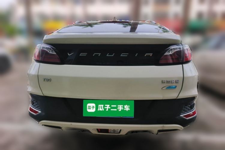 Used Venucia T90 2018 2.0L CVT Smart Connect Luxury Edition China V Standard Rear