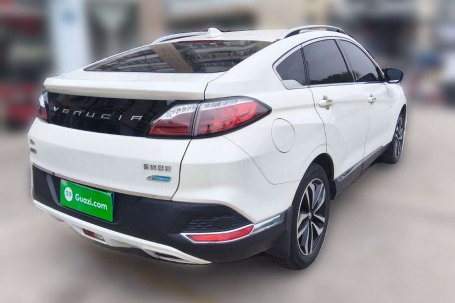 Used Venucia T90 2018 2.0L CVT Smart Connect Prestige Version China VI Standard Rear Right 45 Deg