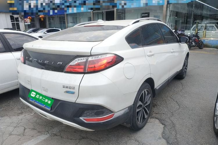 Used Venucia T90 2018 2.0L CVT Smart Connect Prestige Version China VI Standard Rear Right 45 Deg