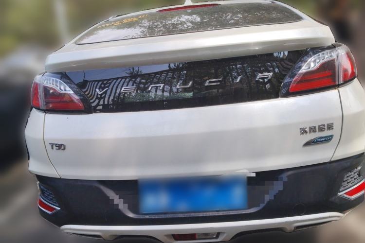 Used Venucia T90 2018 2.0L CVT Smart Connect Luxury Edition China V Standard Rear