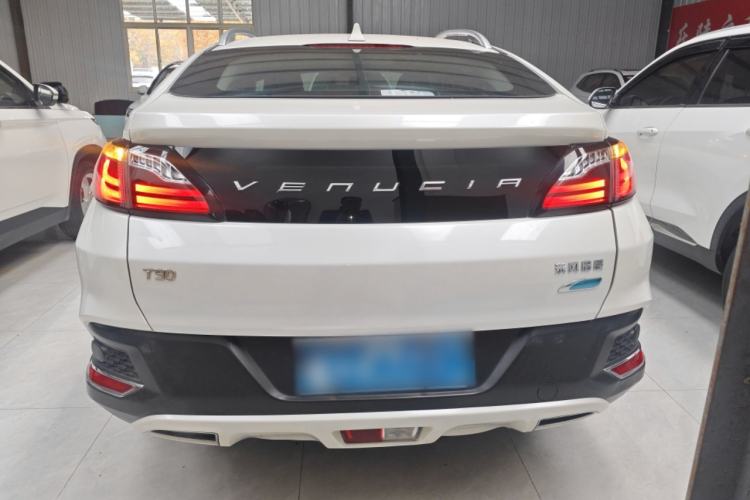 Used Venucia T90 2018 2.0L CVT Smart Connect Fashion Edition China VI Standard Rear