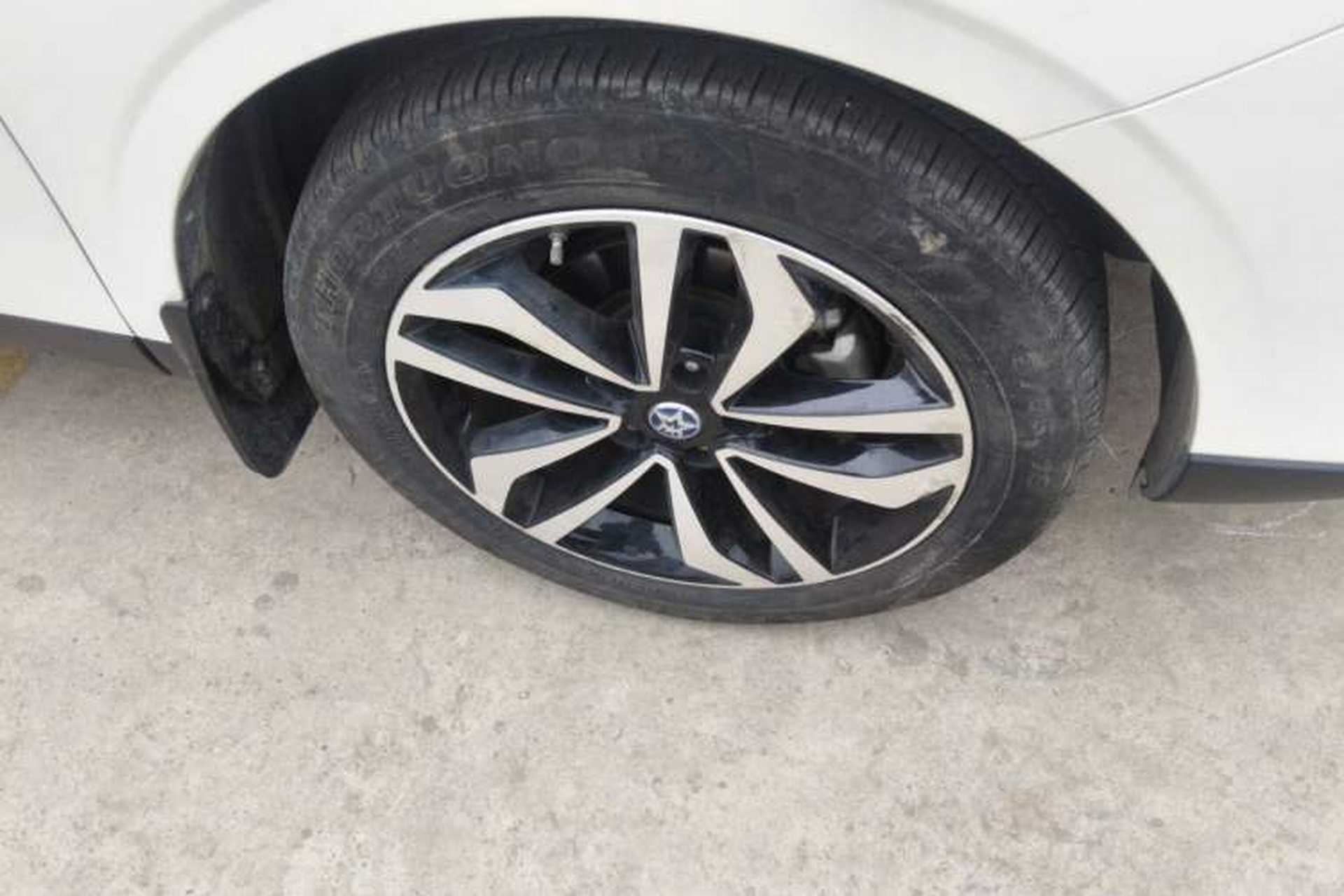 Used Venucia T90 2018 2.0L CVT Smart Connect Prestige Version China VI Standard Right Front Wheel Hub
