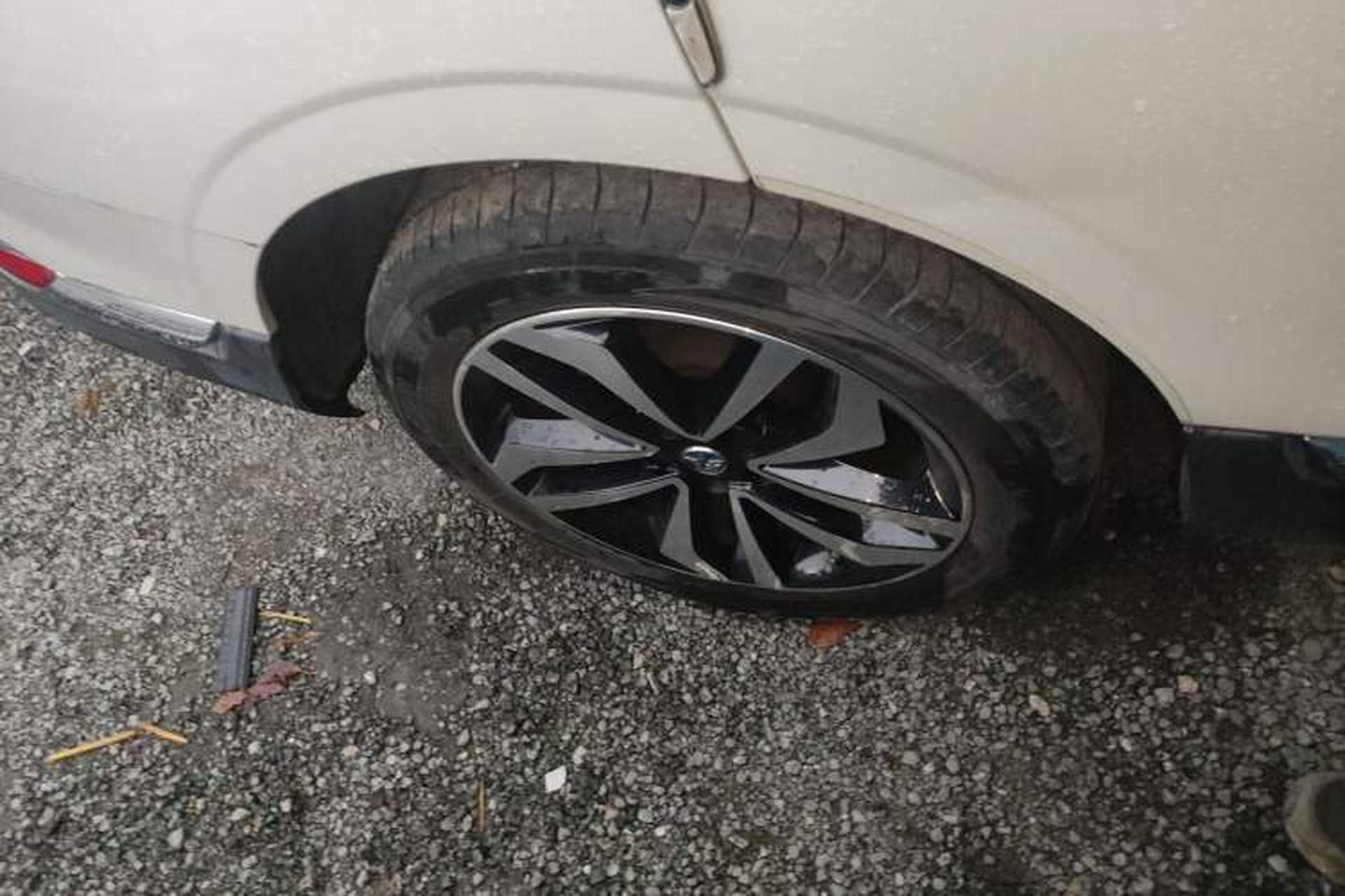Used Venucia T90 2018 2.0L CVT Smart Connect Prestige Version China VI Standard Right Rear Wheel Hub
