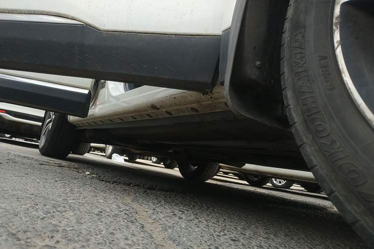 Used Venucia T90 2018 2.0L CVT Smart Connect Prestige Version China VI Standard Right Side Sill