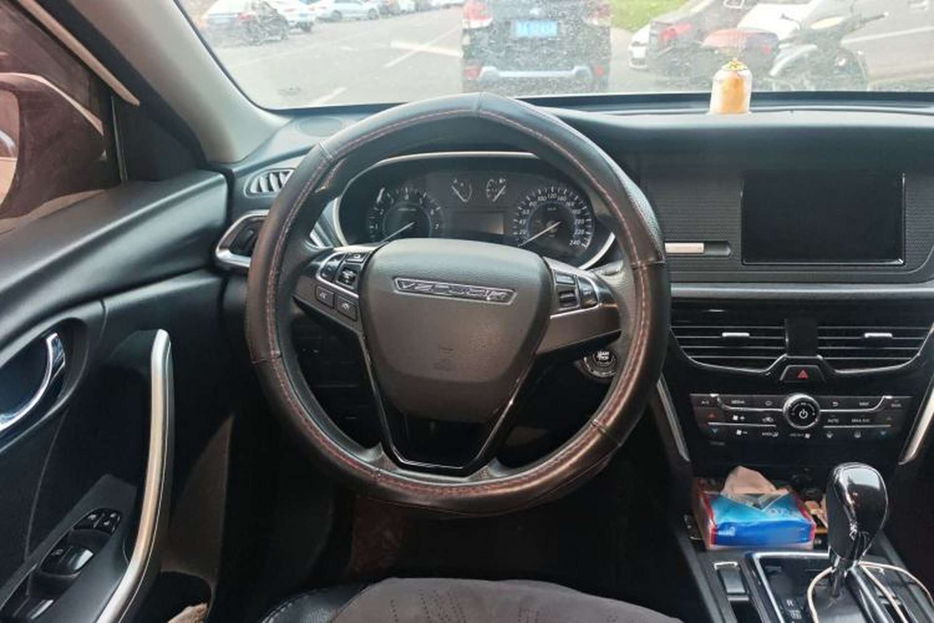 Used Venucia T90 2018 2.0L CVT Smart Connect Fashion Edition China V Standard Steering Wheel