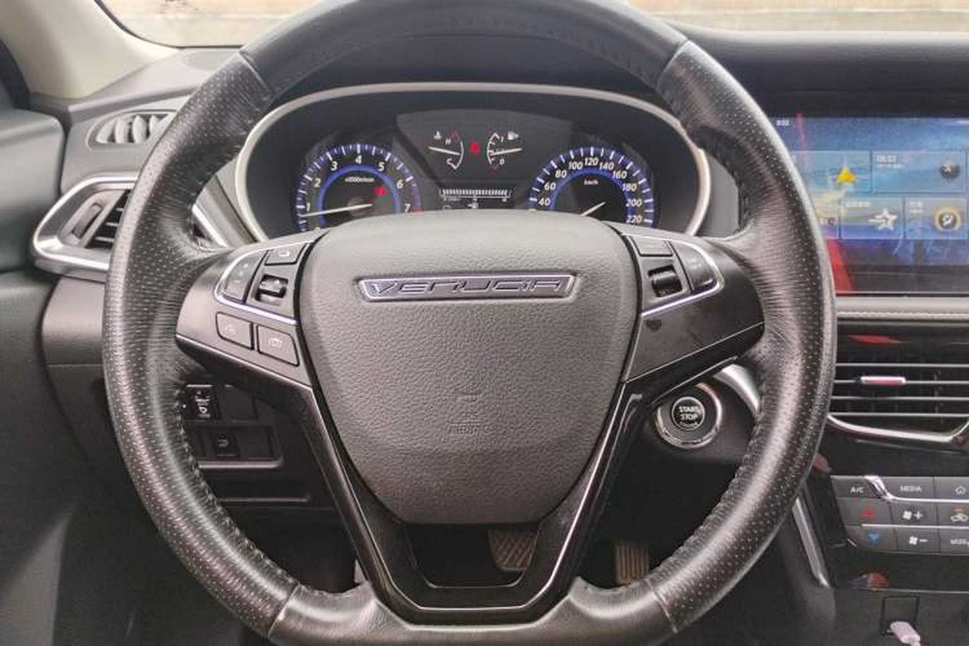 Used Venucia T90 2018 2.0L CVT Smart Connect Luxury Edition China V Standard Steering Wheel