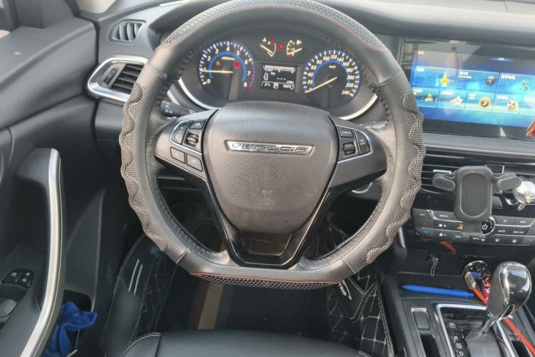 Used Venucia T90 2018 2.0L CVT Smart Connect Luxury Edition China V Standard Steering Wheel