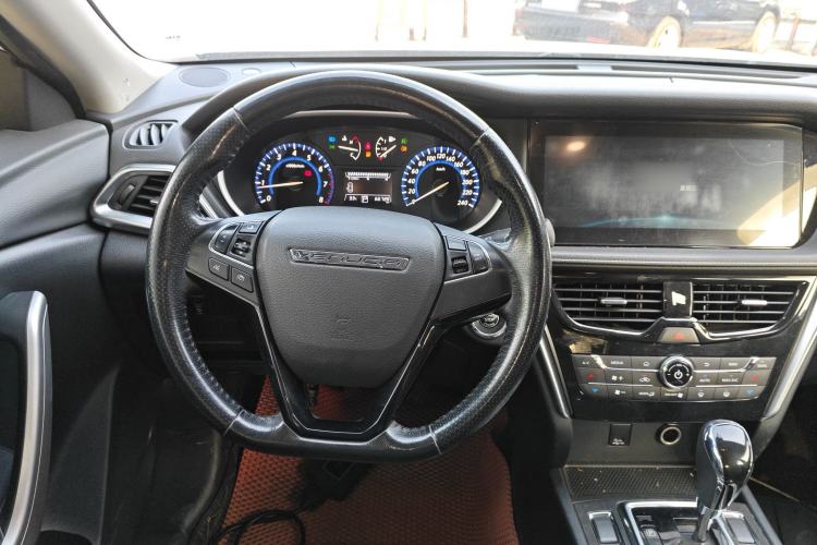 Used Venucia T90 2018 2.0L CVT Smart Connect Luxury Edition China V Standard Steering Wheel