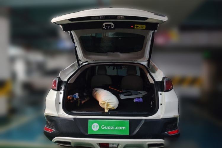 Used Venucia T90 2018 2.0L CVT Smart Connect Luxury Edition China V Standard Trunk