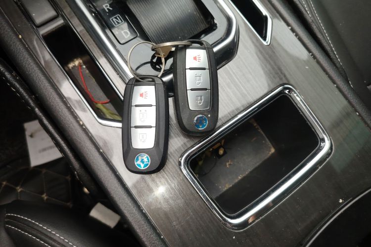 Used Venucia T90 2018 2.0L CVT Smart Connect Luxury Edition China V Standard Vehicle Key