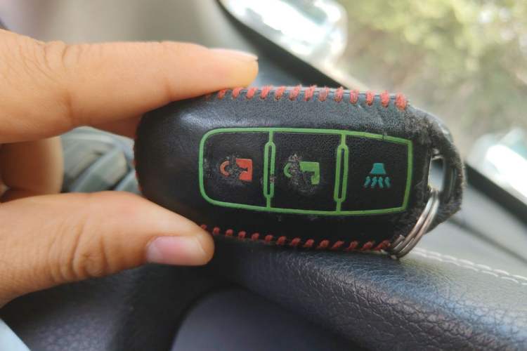 Used Venucia T90 2018 2.0L CVT Smart Connect Luxury Edition China V Standard Vehicle Key