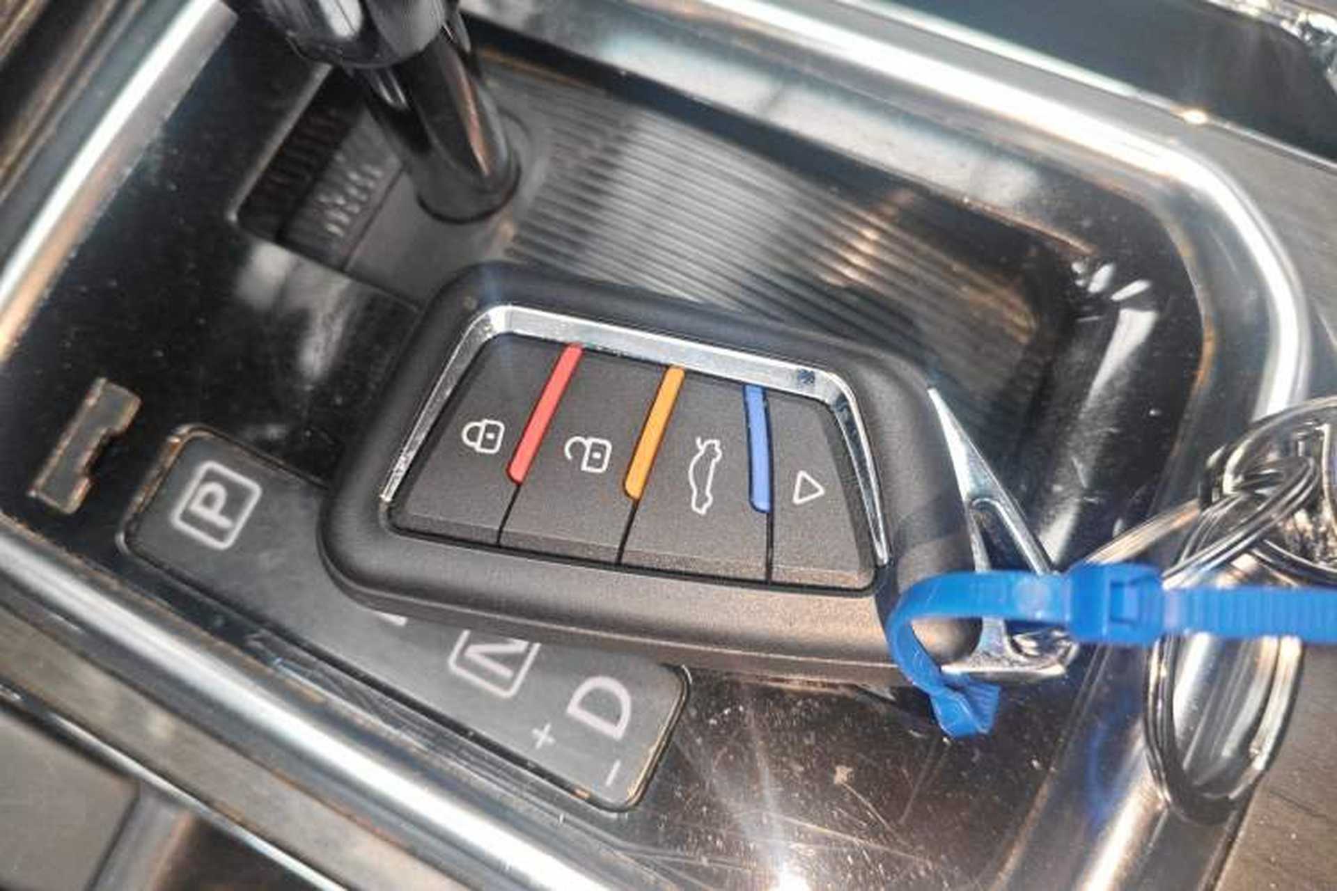 Used Venucia T90 2018 2.0L CVT Smart Connect Fashion Edition China VI Standard Vehicle Key