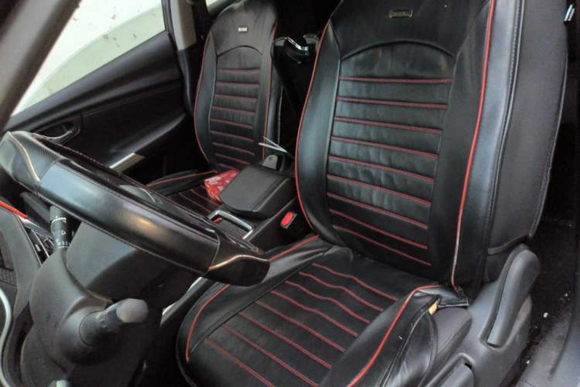 Used Venucia T90 2020 2.0L CVT Adventure Edition Left Front Seat