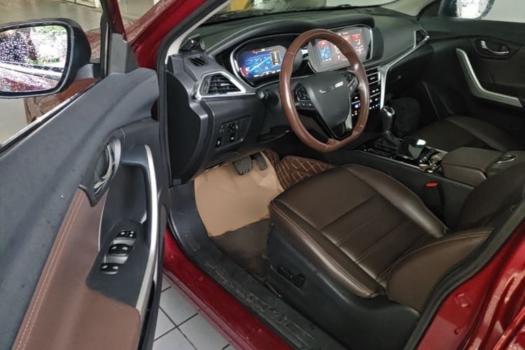 Used Venucia T90 2020 2.0L CVT Smart Connect & Smooth Drive Edition Driver Seat