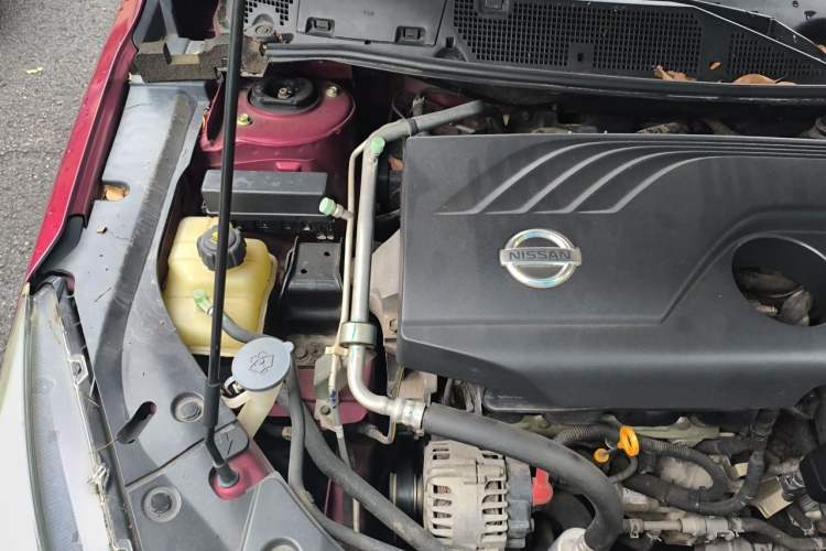 Used Venucia T90 2020 2.0L CVT Smart Connect & Drive Edition Engine Bay Right