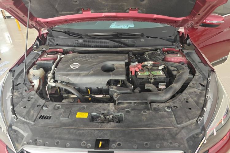 Used Venucia T90 2020 2.0L CVT Smart Connect & Smooth Drive Edition Engine Bay