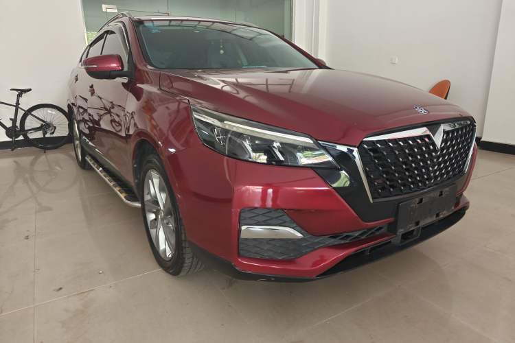 Used Venucia T90 2020 2.0L CVT Smart Connect & Smooth Drive Edition Front Right 45 Deg