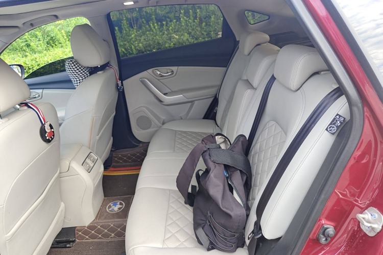 Used Venucia T90 2020 2.0L CVT Smart Connect & Drive Edition Interior 4