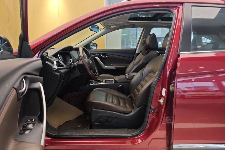 Used Venucia T90 2020 2.0L CVT Smart Connect & Smooth Drive Edition Left Front Seat