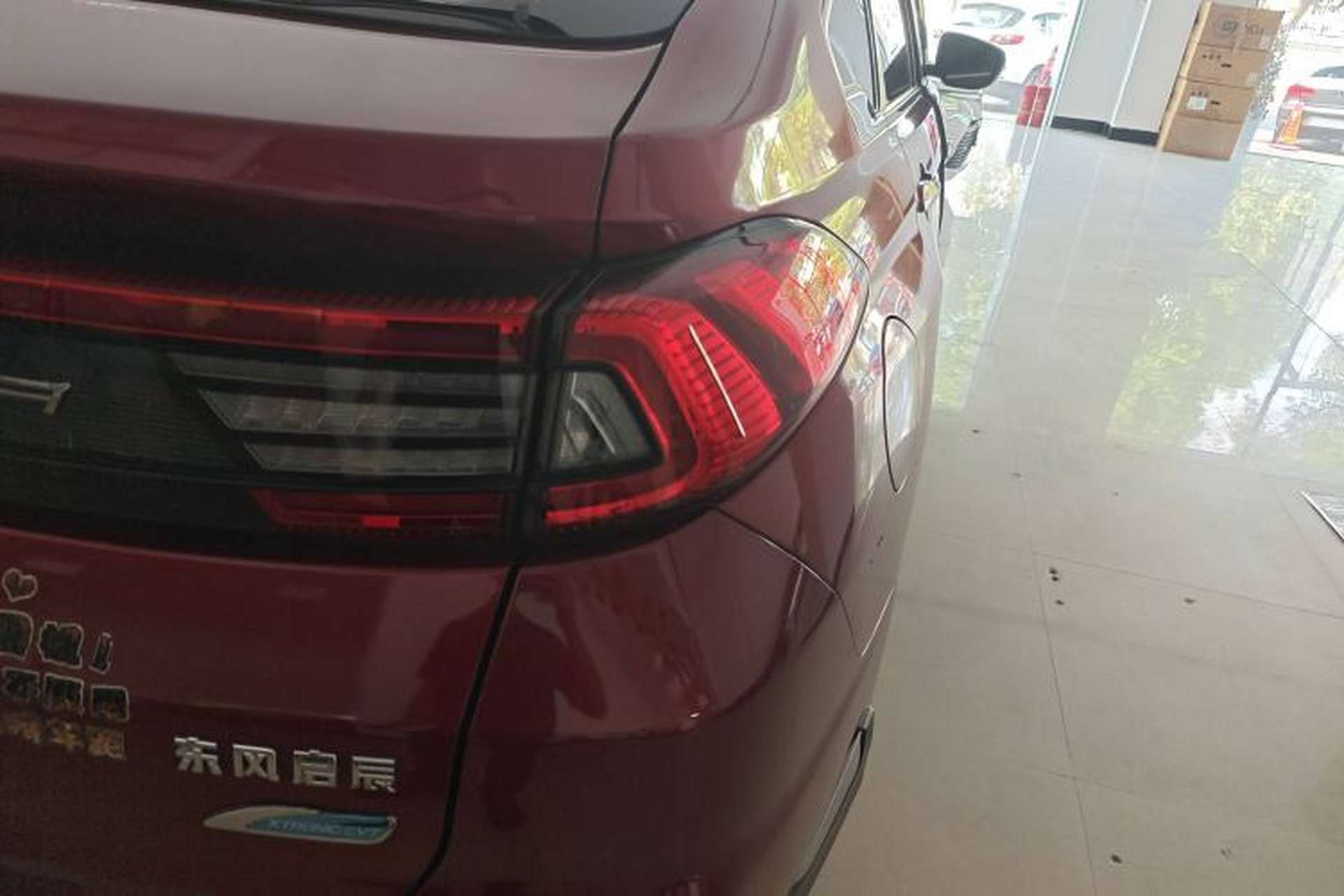 Used Venucia T90 2020 2.0L CVT Smart Connect & Smooth Drive Edition Right Rear Taillight