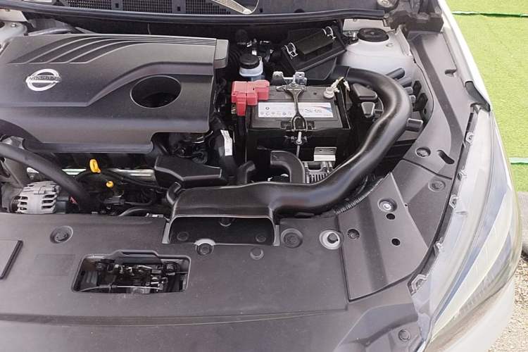 Used Venucia T90 2020 2.0L CVT Smart Connect & Smooth Drive Edition Engine Bay Left