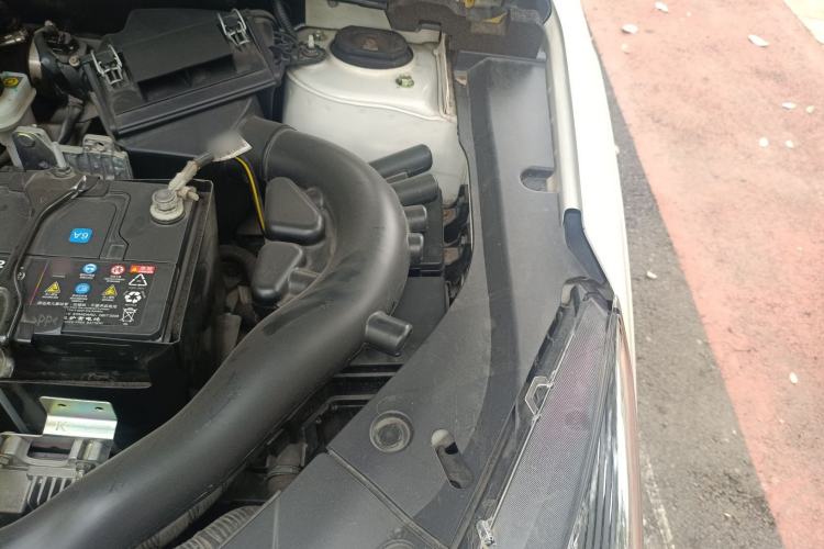 Used Venucia T90 2020 2.0L CVT Smart Connect & Smooth Drive Edition Engine Bay Left