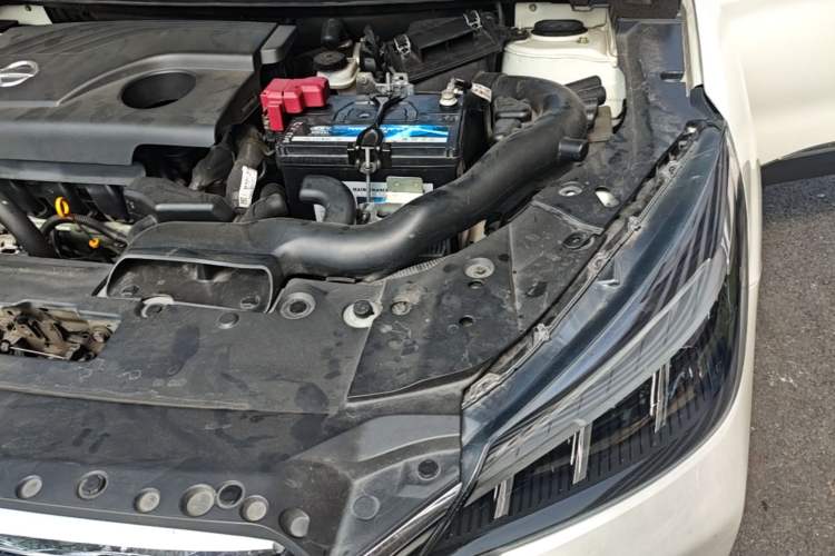 Used Venucia T90 2020 2.0L CVT Smart Connect & Smooth Drive Edition Engine Bay Left