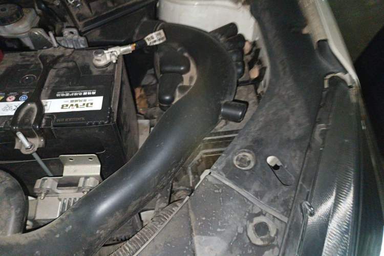 Used Venucia T90 2020 2.0L CVT Smart Connect & Smooth Drive Edition Engine Bay Left