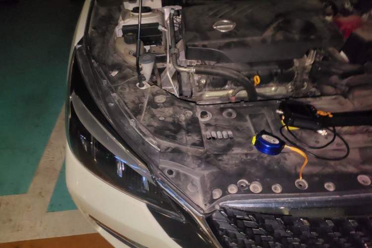 Used Venucia T90 2020 2.0L CVT Smart Connect & Smooth Drive Edition Engine Bay Right