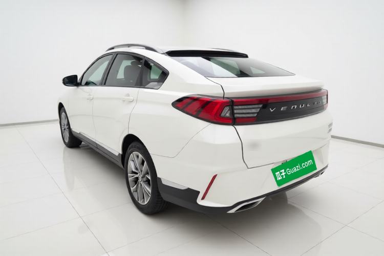 Used Venucia T90 2020 2.0L CVT Smart Connect & Smooth Drive Edition Exterior 3