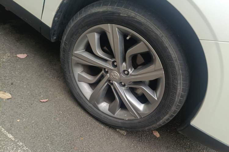 Used Venucia T90 2020 2.0L CVT Smart Connect & Smooth Drive Edition Exterior 7