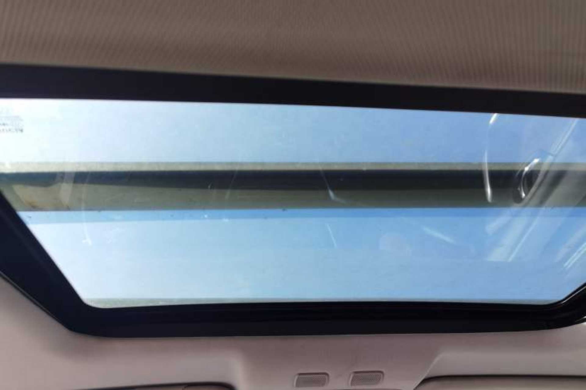 Used Venucia T90 2020 2.0L CVT Smart Connect & Drive Edition Headliner