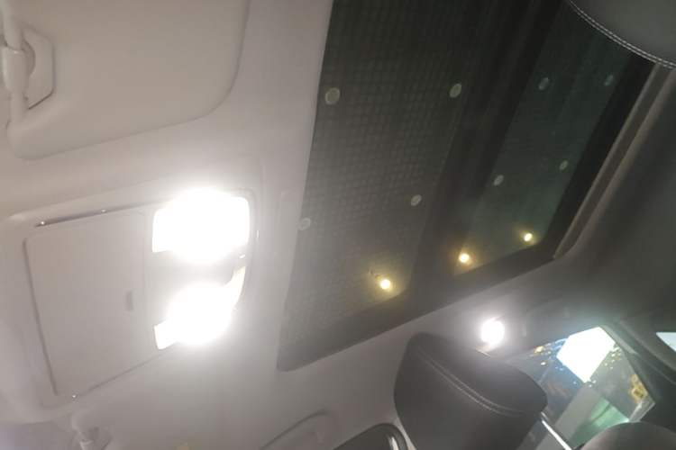 Used Venucia T90 2020 2.0L CVT Smart Connect & Smooth Drive Edition Headliner