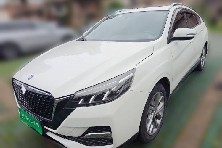 Used Venucia T90 2020 2.0L CVT Smart Connect & Smooth Drive Edition Guazi used car, China used car export, Used car for sale, Used  cars, Cheapest cars for sale