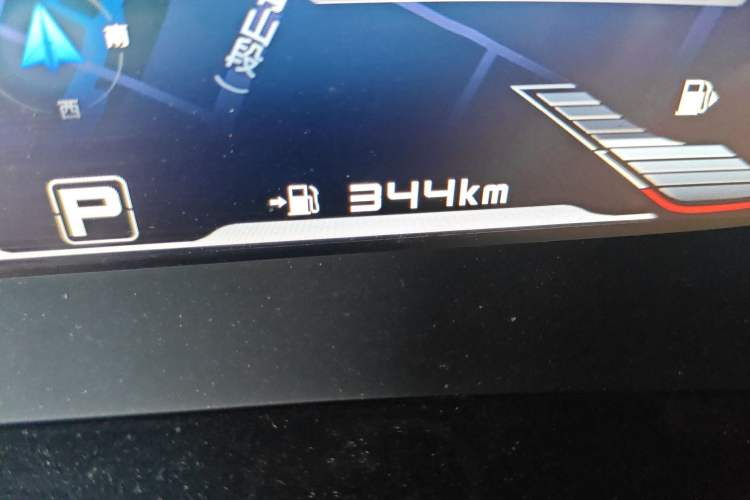 Used Venucia T90 2020 2.0L CVT Smart Connect & Smooth Drive Edition Odometer Close Up
