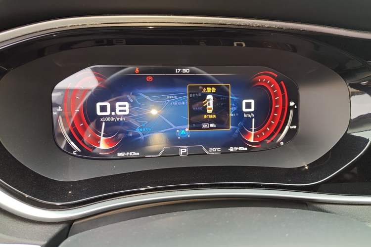 Used Venucia T90 2020 2.0L CVT Smart Connect & Smooth Drive Edition Odometer Close Up