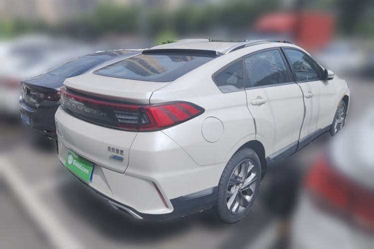 Used Venucia T90 2020 2.0L CVT Smart Connect & Smooth Drive Edition Rear Right 45 Deg