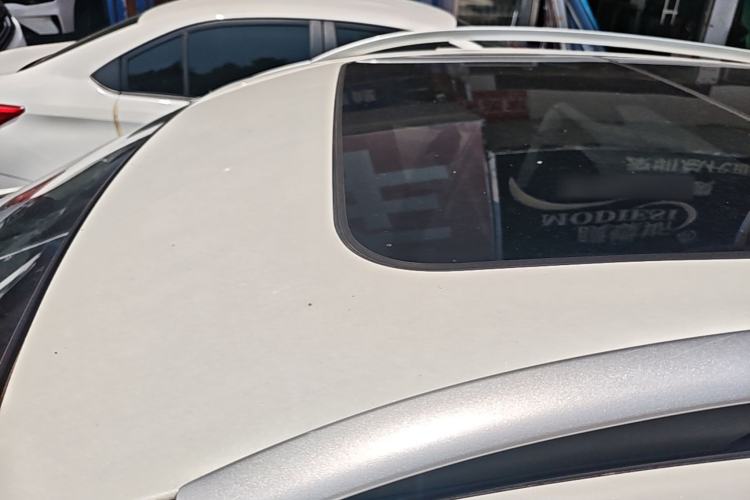 Used Venucia T90 2020 2.0L CVT Smart Connect & Smooth Drive Edition Roof