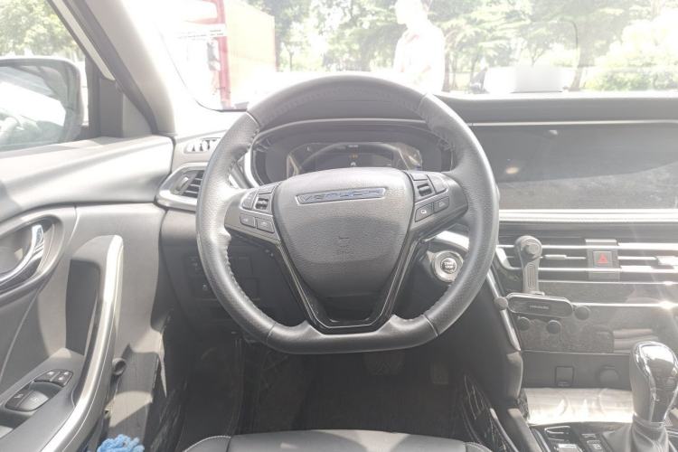 Used Venucia T90 2020 2.0L CVT Smart Connect & Smooth Drive Edition Steering Wheel