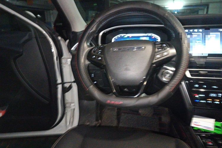 Used Venucia T90 2020 2.0L CVT Smart Connect & Smooth Drive Edition Steering Wheel