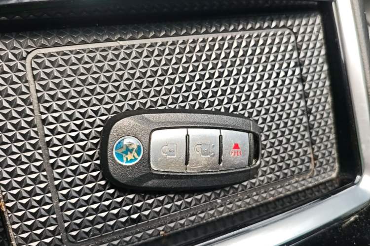 Used Venucia T90 2020 2.0L CVT Smart Connect & Smooth Drive Edition Vehicle Key