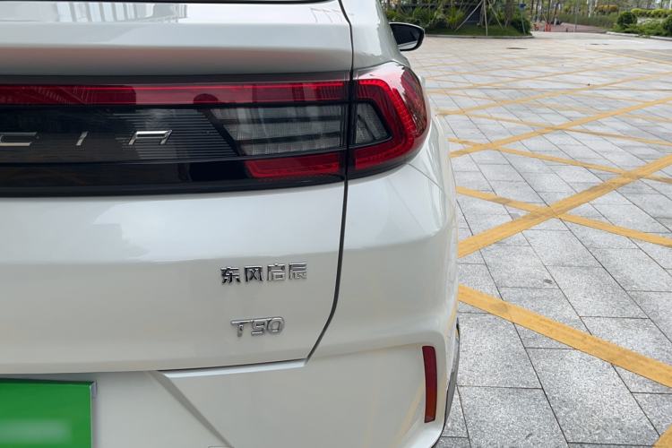 Used Venucia T90 2021 260T Automatic YueXing Edition Exterior 3