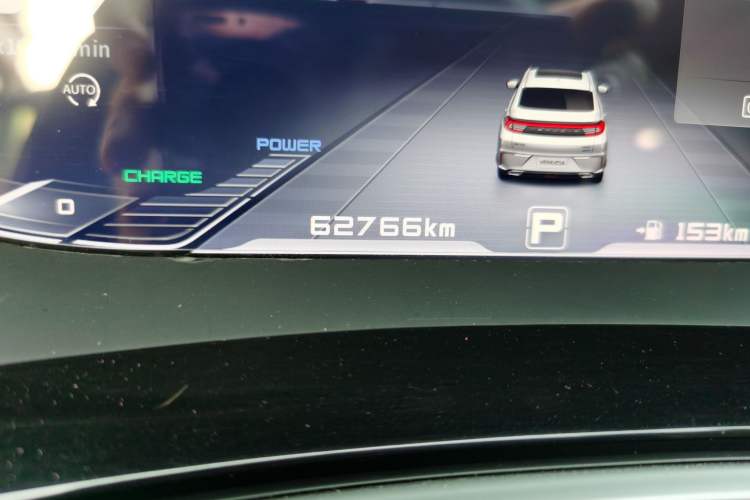 Used Venucia T90 2021 260T Mild Hybrid Automatic Smart Connect & Drive Edition Odometer Close Up