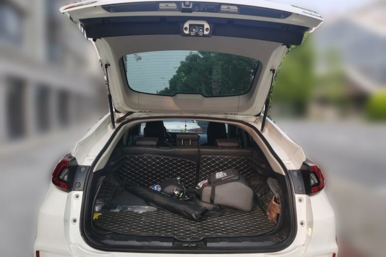 Used Venucia T90 2021 260T Mild Hybrid Automatic Smart Connect & Drive Edition Trunk