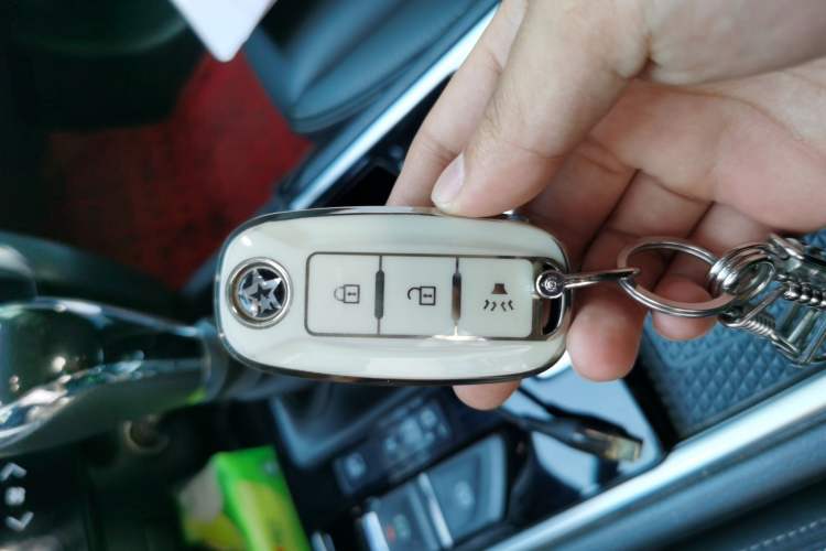 Used Venucia T90 2021 260T Mild Hybrid Automatic Smart Connect & Drive Edition Vehicle Key