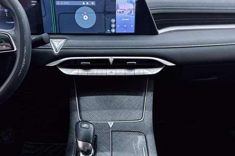 Used Venucia V 2021 260T Idol Edition Interior 3