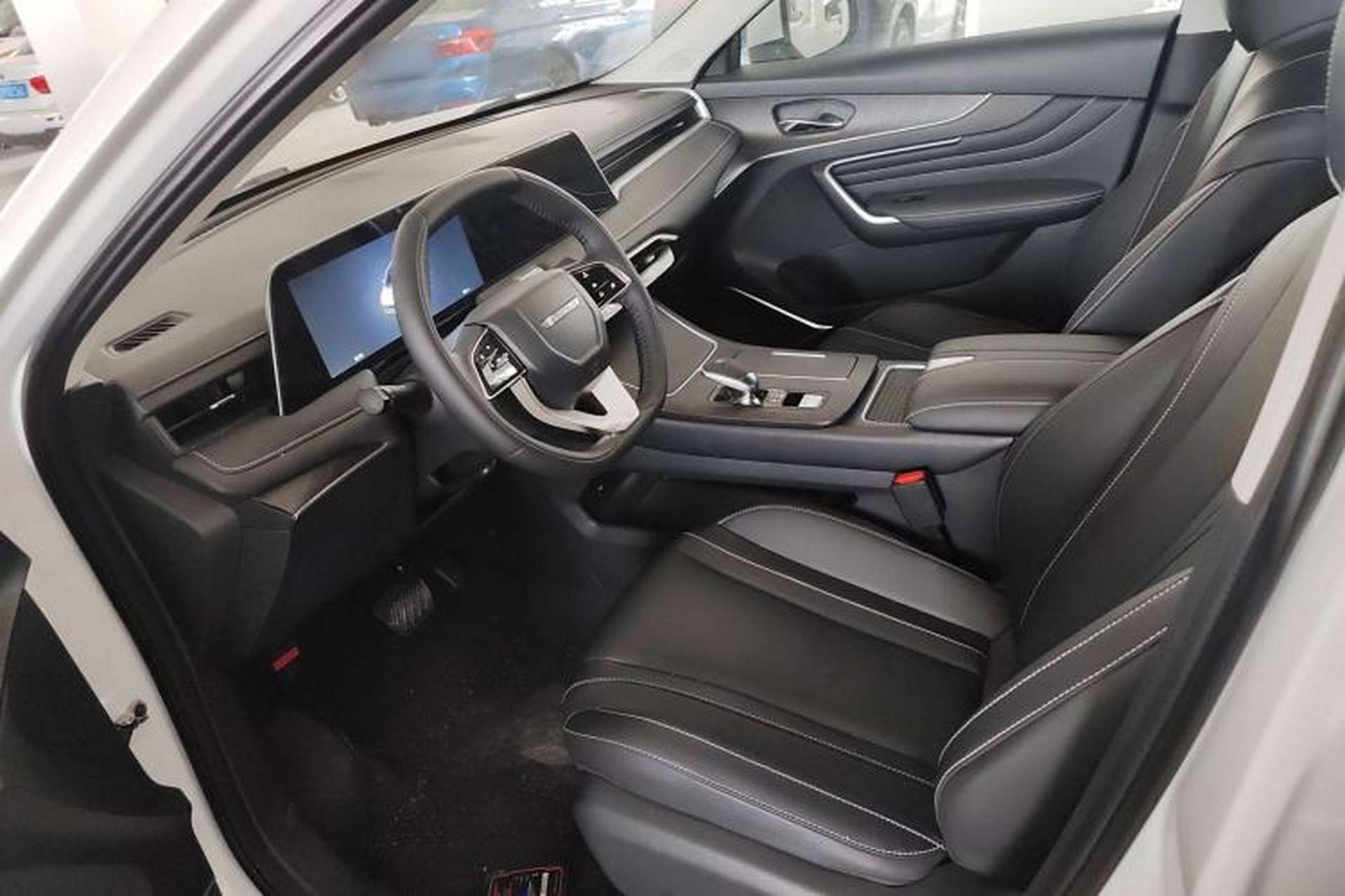 Used Venucia V 2023 260T Idol Edition Pro Left Front Seat